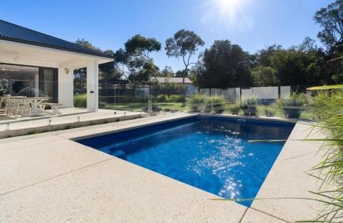 Dunsborough House | Lena Retreat - Heated Pool and Infrared Sauna
