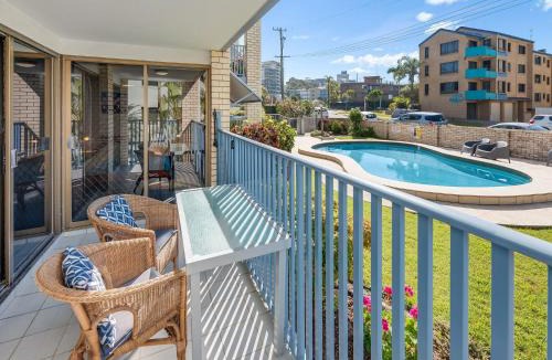 Kings Beach House | Levuka Unit 1 Kings Beach QLD
