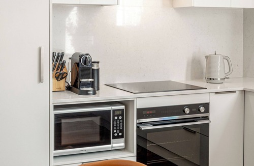 North Perth House | Light-Filled North Perth Stay | Walk to Cafes | Stylish & Central