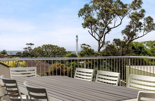 McCrae House | Lighthouse Views, McCrae