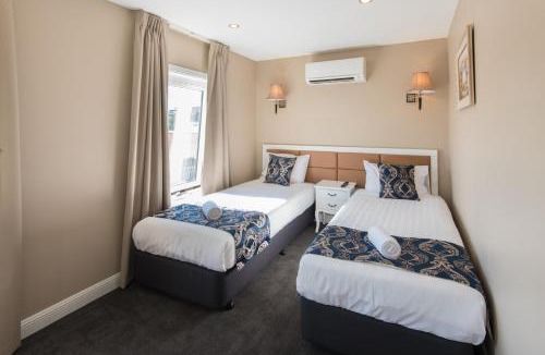 South Melbourne Hotel | Lily Sands Inn