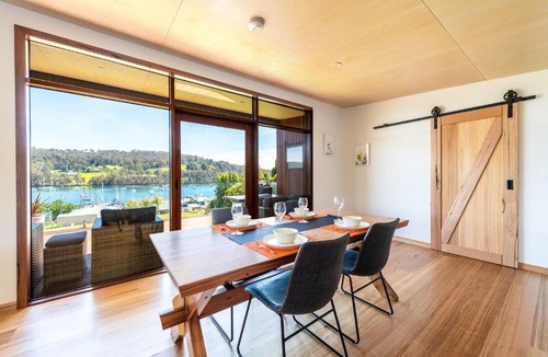 Kettering Villa | Little Oyster Bayview