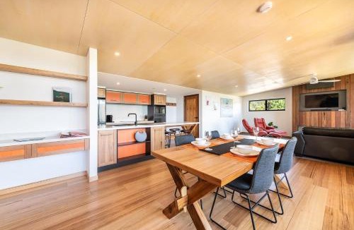 Kettering Villa | Little Oyster Bayview