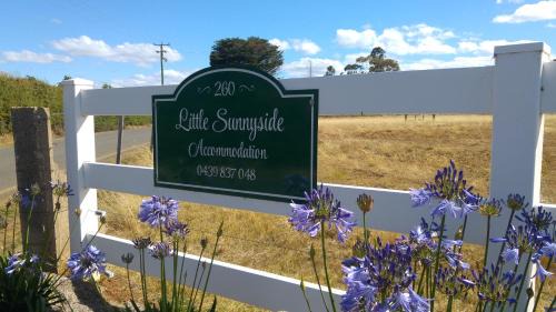 Hagley House | Little Sunnyside Accommodation