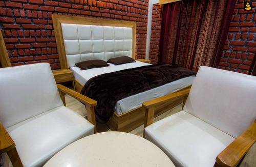 Bullawala Resort | LivingStone Riverside Hills Resort Classic Room