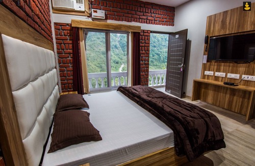Bullawala Resort | LivingStone Riverside Hills Resort Classic Room