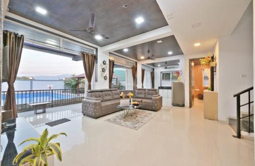 Lonavala Villa | ll EMPYREAN STAY ll MYSTICAL STONE ll AC ll PRIATE POOL ll