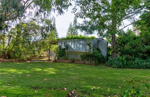 Mollymook Beach House | Lockhart Leafy Cottage