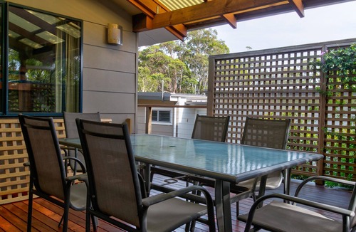 Mollymook Beach House | Lockhart Leafy Cottage
