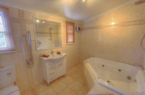 Broken Hill Hotel | Lodge Outback Motel