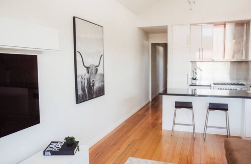 Benalla Apartment | Loft On Bridge - Benalla