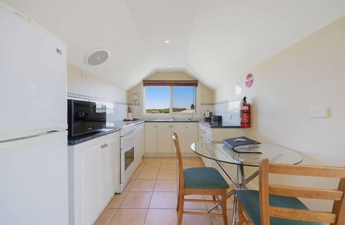 Warrnambool Apartment | Logans Beach Apartments - The Loft