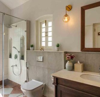Wellington Villa | LohonoStays Villa Lansdowne