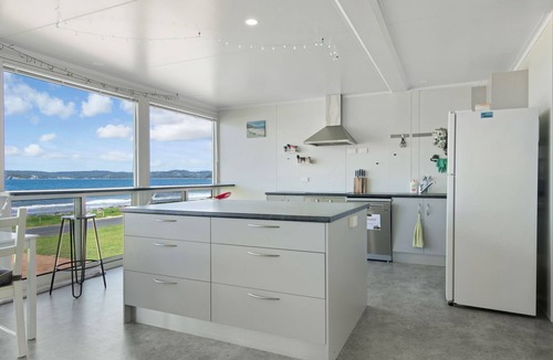 Long Beach House | Long Beach Bayview Haven
