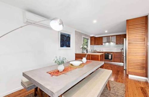 Long Beach House | Long Beach Hideaway