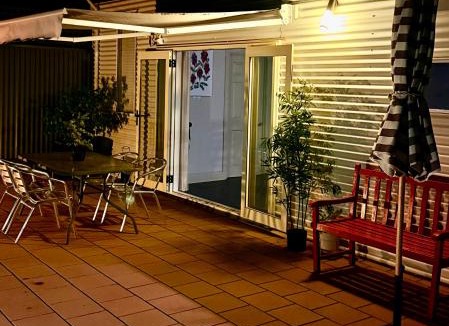 Broken Hill House | Lotte's Cottage