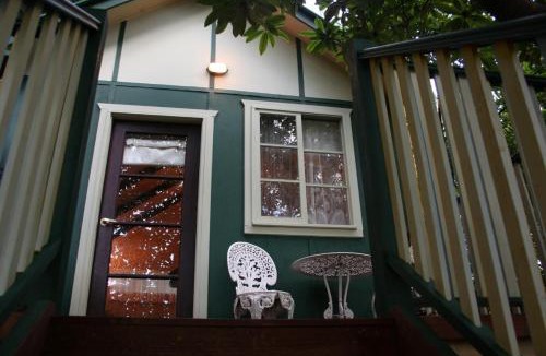 Sassafras Bed & Breakfast | Lotus Lodges
