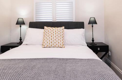 Norwood House | Lovely and Spacious 2-bedroom home in Norwood
