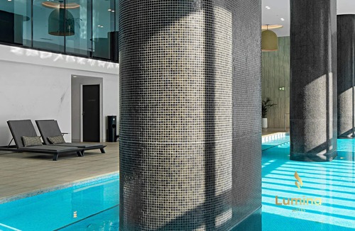 Melbourne Central Business District Apartment | Lumina Suites