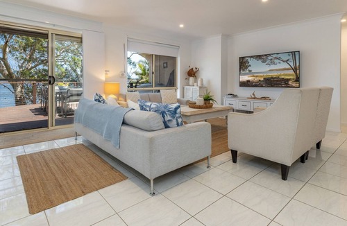 Smiths Lake House | Luminara Luxury Lakefront