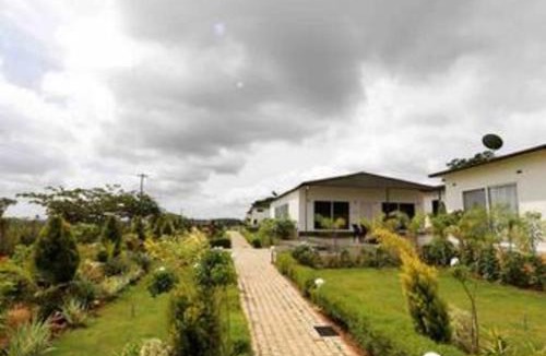 Denkanikota House | Lush Resorts-13Villas- Pool-Meals- Projector- 45 Pax