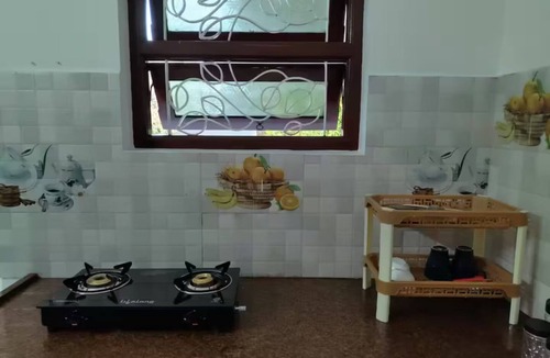 Pondicherry Beach Apartment | Luv- A Private Flat in White Town, Near Rock Beach