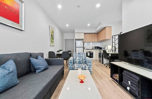 Adelaide Central Business District Apartment | Luxe 1+1 Apt | Huge Balcony+BBQ | Adelaide CBD