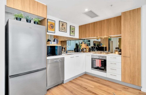 Adelaide Central Business District Apartment | Luxe on Franklin with Car Park, Lap Pool, Sauna, BBQ