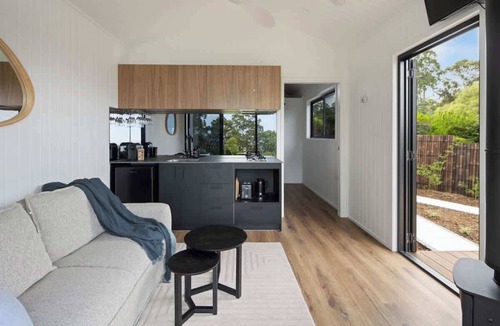 Ninderry House | Luxe Villa - Ocean Views, 15km to Coolum Beach
