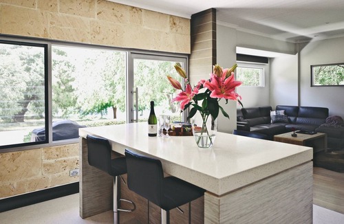 Bramley Villa | Luxurious 2 bedroom, 1 bathroom self contained limestone villa, with a hot spa.