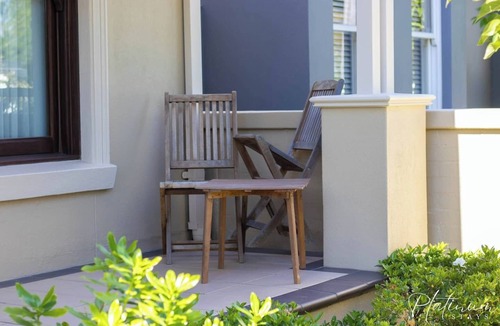 Ballarat House | Luxurious 4 bedroom home just a stones throw from the town centre