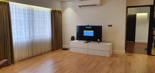 Dhaka Apartment | Luxurious Apartment in Gulshan 2 Dhaka