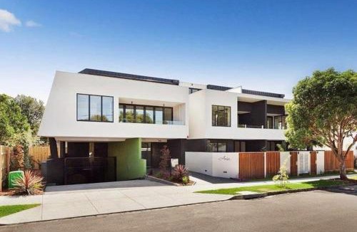 Caulfield Apartment | Luxurious Modern 2 Bedroom 2 Bathroom Apartment