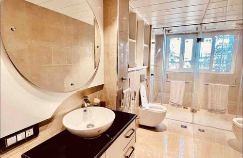 Knollswood Villa | LUXURIOUS ROOM WITH LOVELY VALLEY VIEW