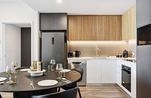 Burswood Apartment | Luxury Accessible Apartment | Burswood | King Beds | Opp. Casino