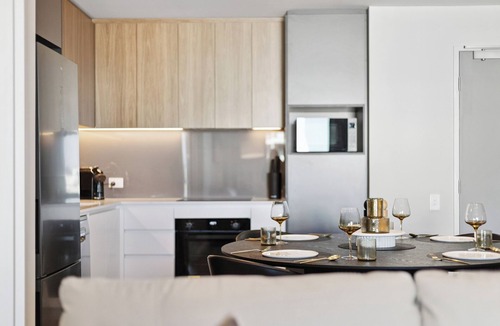 Burswood Apartment | Luxury Accessible Apartment | Burswood | King Beds | Opp. Casino