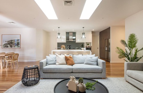 Rye House | Luxury and Style on Pasadena with large spa