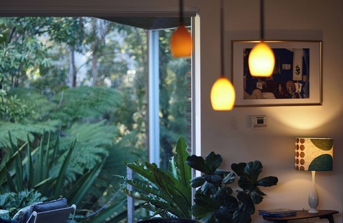 Bulli Tops Apartment | Luxury Architect Designed Wellness Retreat with spa and sauna.