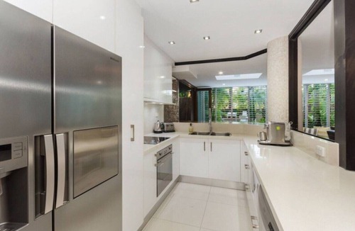 Cairns North Apartment | Luxury Beachfront Apartment with Direct Pool Access