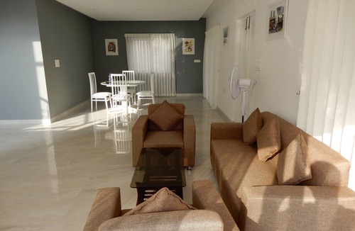 Porvorim House | Luxury Five Bedroom Villa with Private Swimming Pool and Jacuzzi in Resort