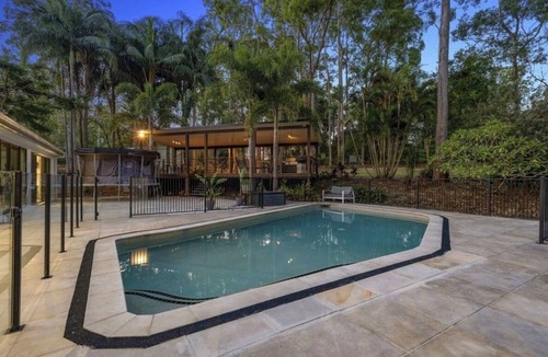 Nerang House | Luxury Gold Coast Acreage Retreat | Pool, Spa, Sauna & Fire Pit