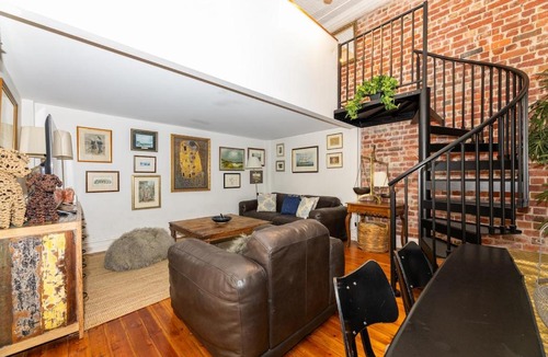 St Kilda West Apartment | Luxury Mansion Loft by the Beach