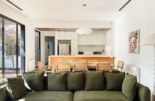 Windsor House | Luxury Stay in Spacious Boutique House