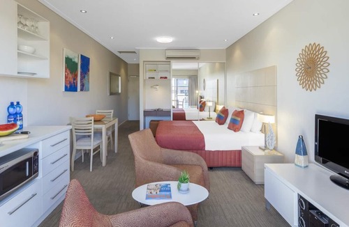 Beresford Apartment | Luxury studio apartment in a security estate located in a ocea front area