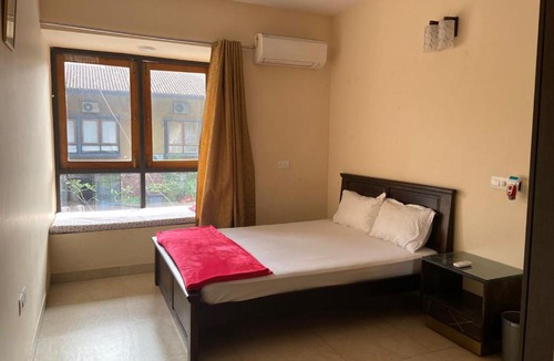 Raichak House | Luxury Villa Ganga Kutir
