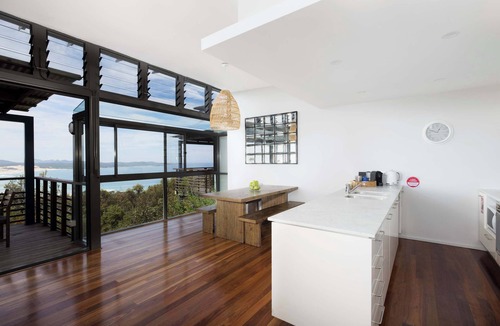 Boat Harbour Villa | Luxury villa with amazing Ocean Views, Pool & Spa