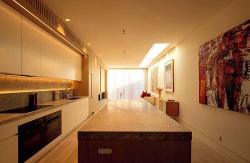 Albert Park House | Luxury Villas Sun Kiss (With Car Parking)