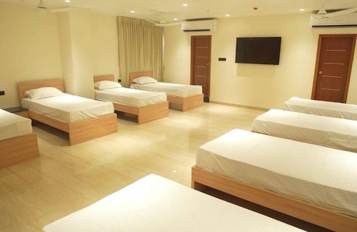Eluru Hotel | M Convention
