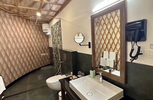 Srimangla Cabin | Machaan Wilderness Lodge Nagarahole