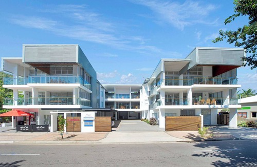 Horseshoe Bay Apartment | Maggies Beachfront Apt. 5
